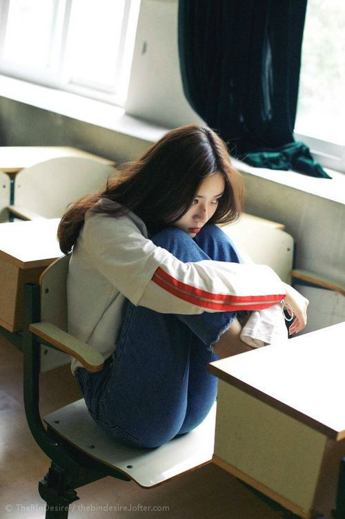 九游登录中心-男子100自速度起伏曲线揭秘，100米自由下落需要几秒