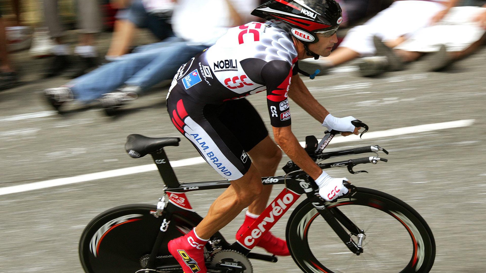 城市绿道骑行嘉年华，享受慢节奏的都市运动氛围，绿道骑行驿站